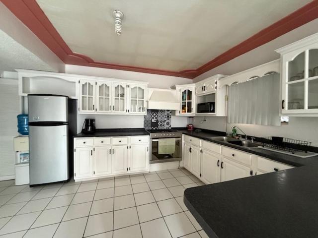 Bonanza Casa De Huespedes Apartment ซิวดัด ฮัวเรซ ภายนอก รูปภาพ