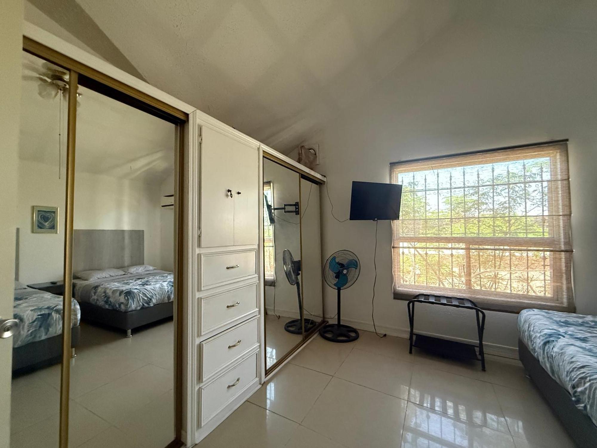 Bonanza Casa De Huespedes Apartment ซิวดัด ฮัวเรซ ภายนอก รูปภาพ